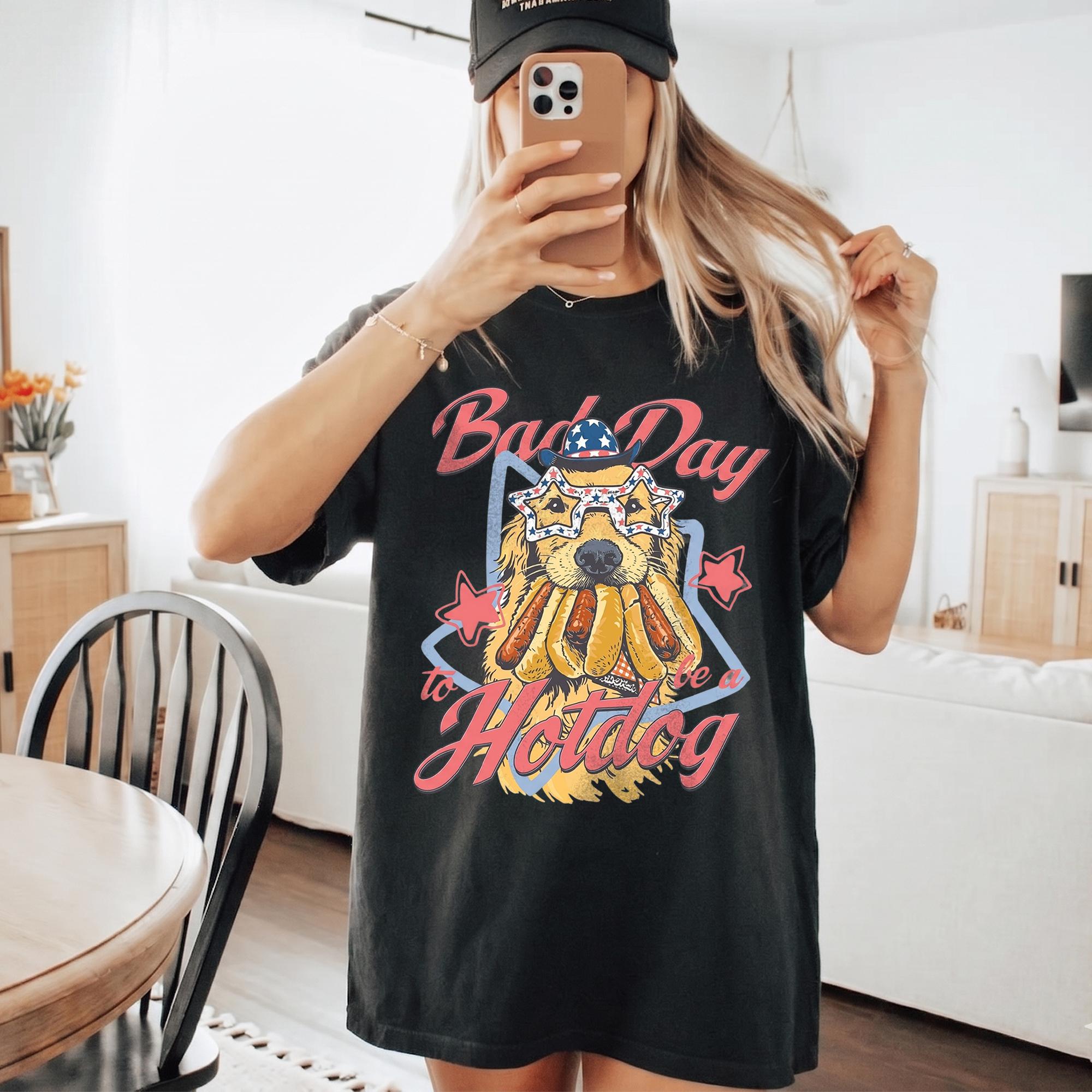 Bad Day To Be A Hotdog Tshirt Funny Independence Day Shirt Golden Retriever 4th Of July Tee Cute 4th Of July Dog Lover Gifts Usa Patriotic Star Glasses Puppy Graphic T-Shirt Vintage Top For Women Men