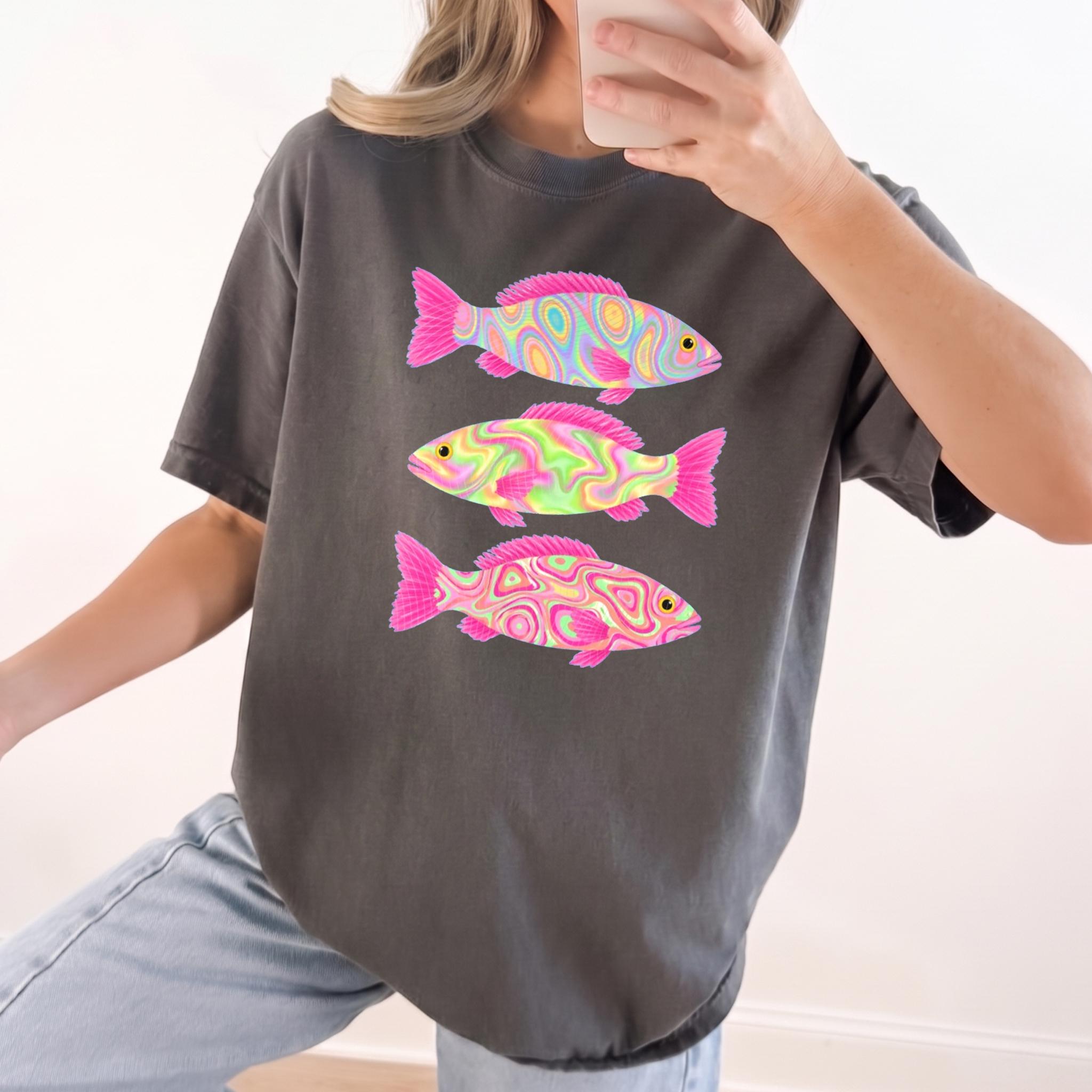 Retro Preppy Holographic Psychedelic Fish Graphic T-Shirt For Unisex Bright Blue Cotton Comfort Colors Tee Coastal Aesthetic Holographic Fish Summer Trout Fish Lake Day Vacation Neon Trippy Fishing Apparel Trendy Top