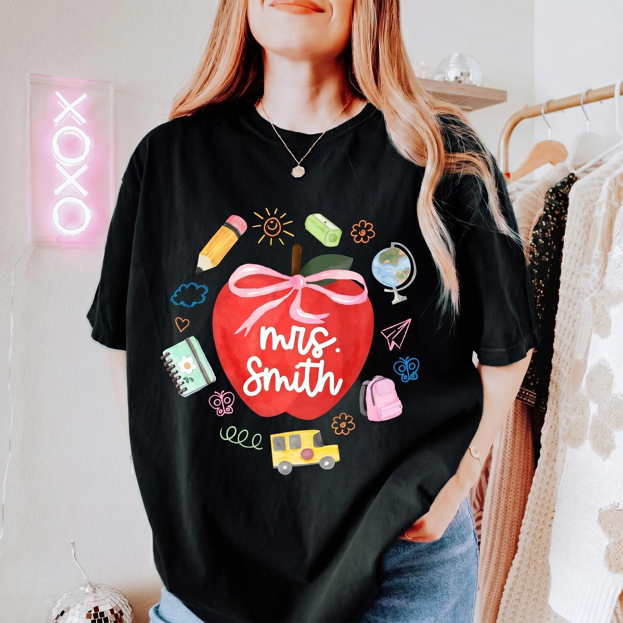 Personalized Teacher Shirt Preppy Apple Bow Coquette Whimsical Back To School T-Shirt, Custom Elementary Appreciation Gift, Last Day Of School Teacher Matching Team Shirt