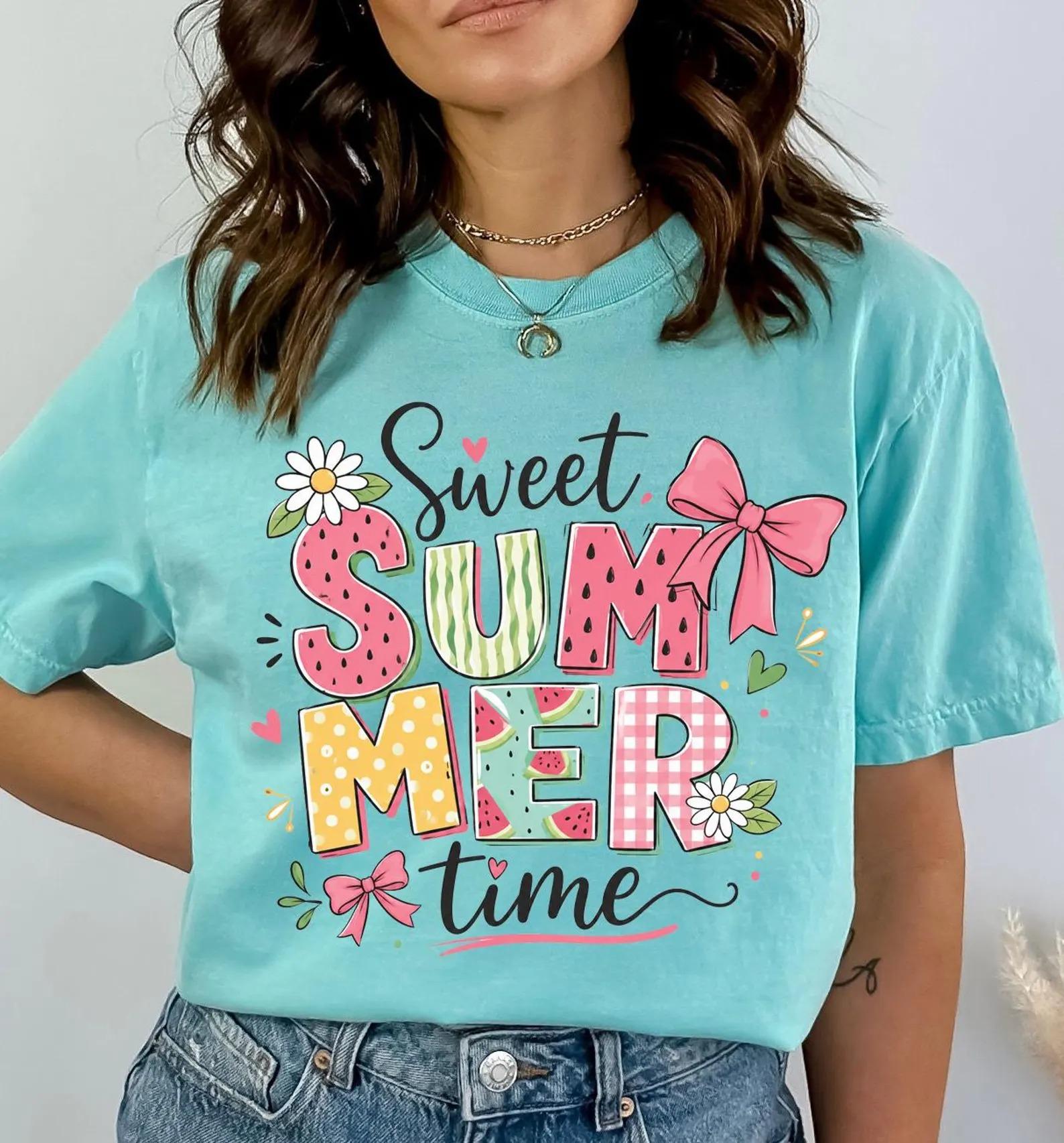 Sweet Summer Time Watermelon Shirt Oversized Graphic T-Shirt For Women Teen Girls Coquette Preppy Retro Cute Girly Aesthetic Blend Watermelon Summer Tee Cute Beach Vacation T Shirt Girly Graphic Tee Pink Bow Daisy Top