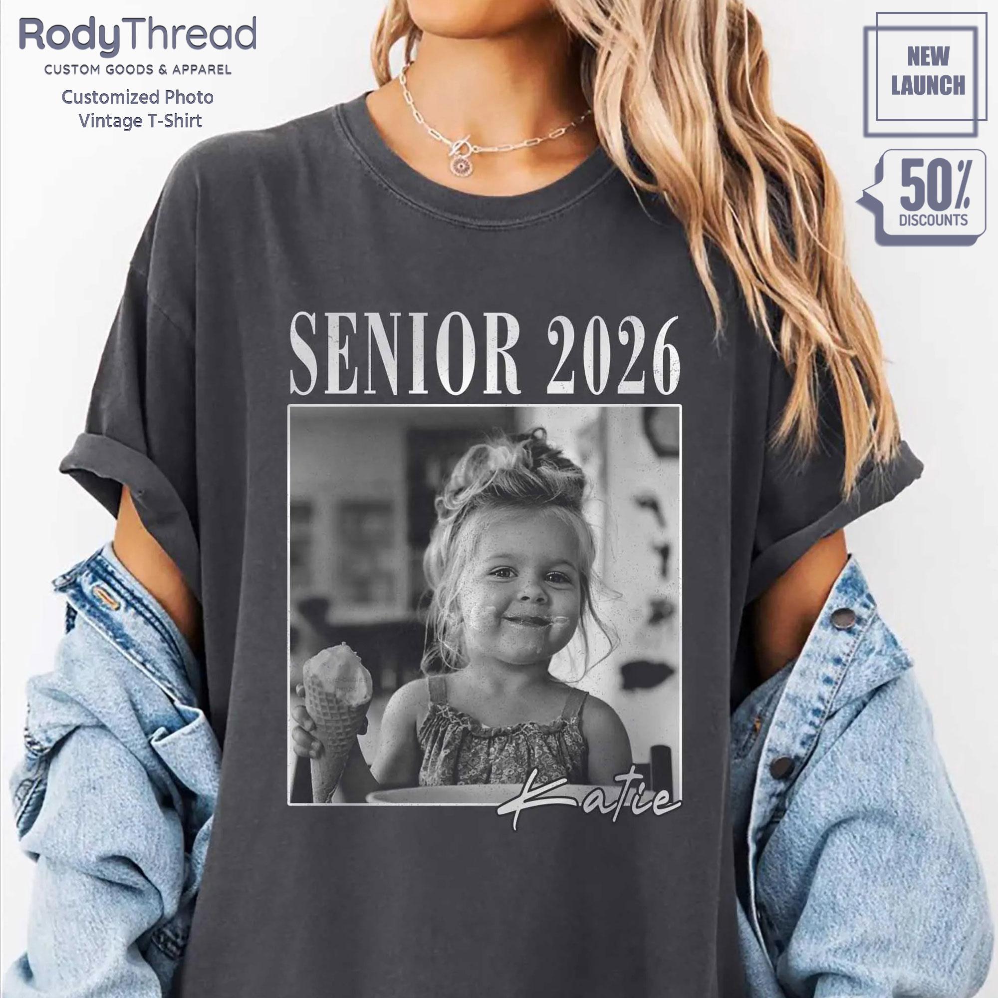 Custom Senior 2026 Childhood Photo Shirt – Personalized Baby Photo Class Of 2026 Graduation Tee, Vintage Senior Year Memory Top, Retro Bsw Minimalist Graduate Gift