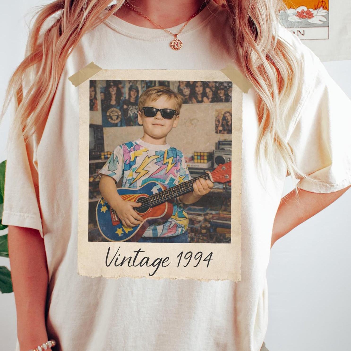 Custom Vintage Polaroid Photo Oversized T-Shirt Graphic Tee For Women Retro 90s Nostalgic Aesthetic Brown Cotton 30th Birthday Shirt With Year Birthday Gift Est Year Shirt Retro Custom Tee Photo Shirt Gift