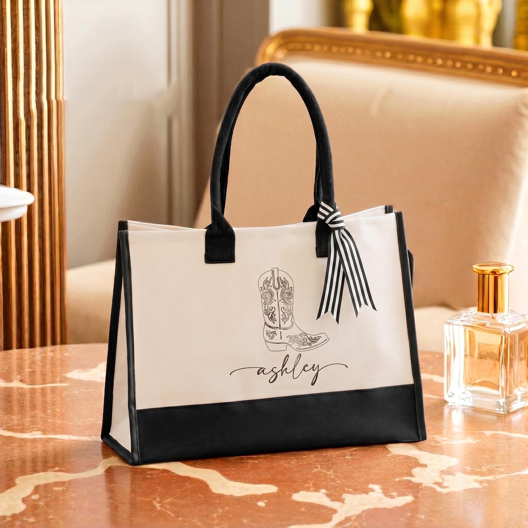 Custom Cowgirl Tote Bag Canvas Tote Bag For Bridal Party Women Western Nashville Bachelorette Aesthetic Beige Black Two Tone Canvas Cotton Bride Squad Souvenir Gift Southern Belle Bridesmaid Proposal Favor Personalized Name Boot Design