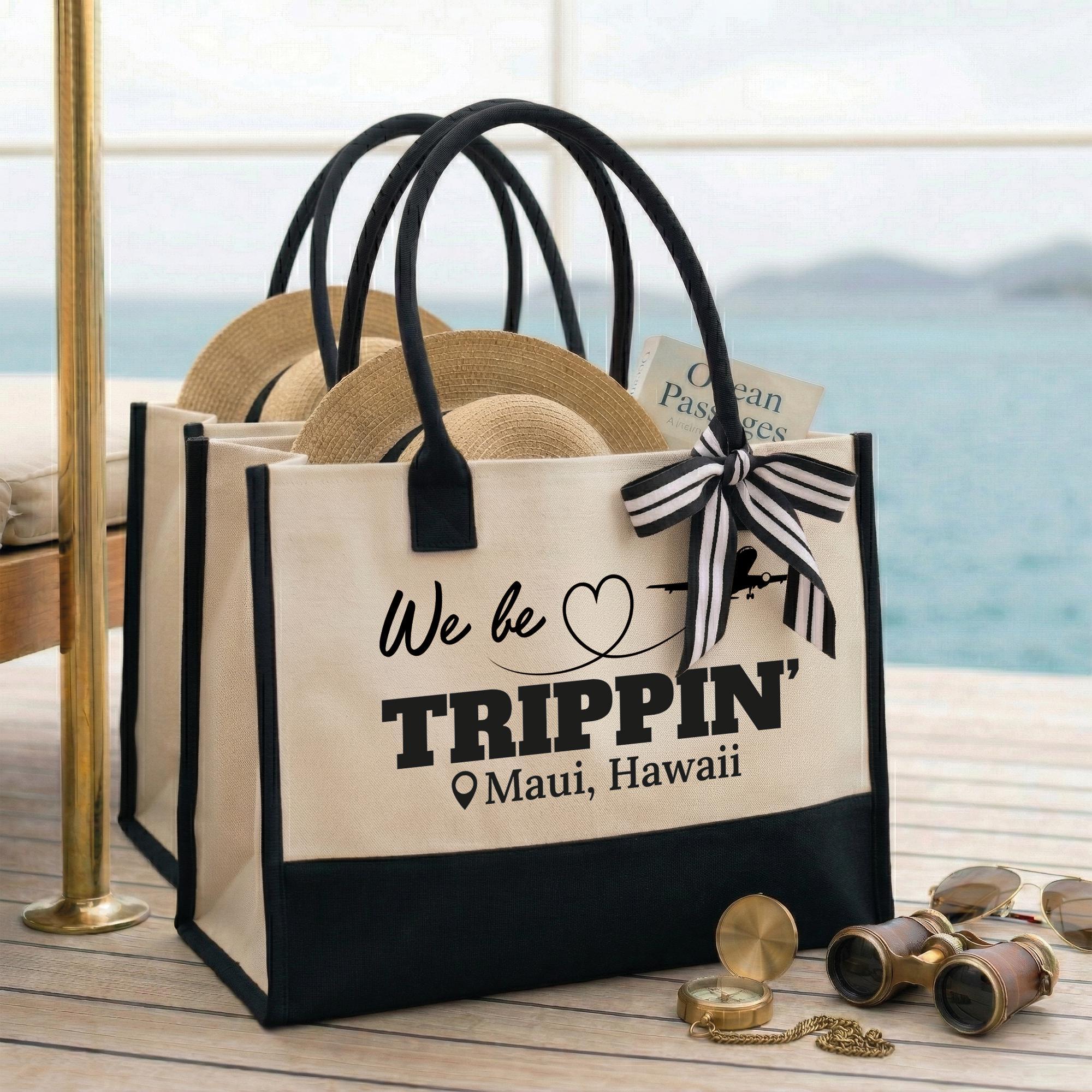 We Be Trippin Canvas Tote Bag For Women Bridesmaids Girls Trip Preppy Coastal Vacation Aesthetic Two-Tone Black Beige Cotton Canvas Funny Bachelorette Beach Bag Destination Group Travel Gift Custom Shopper