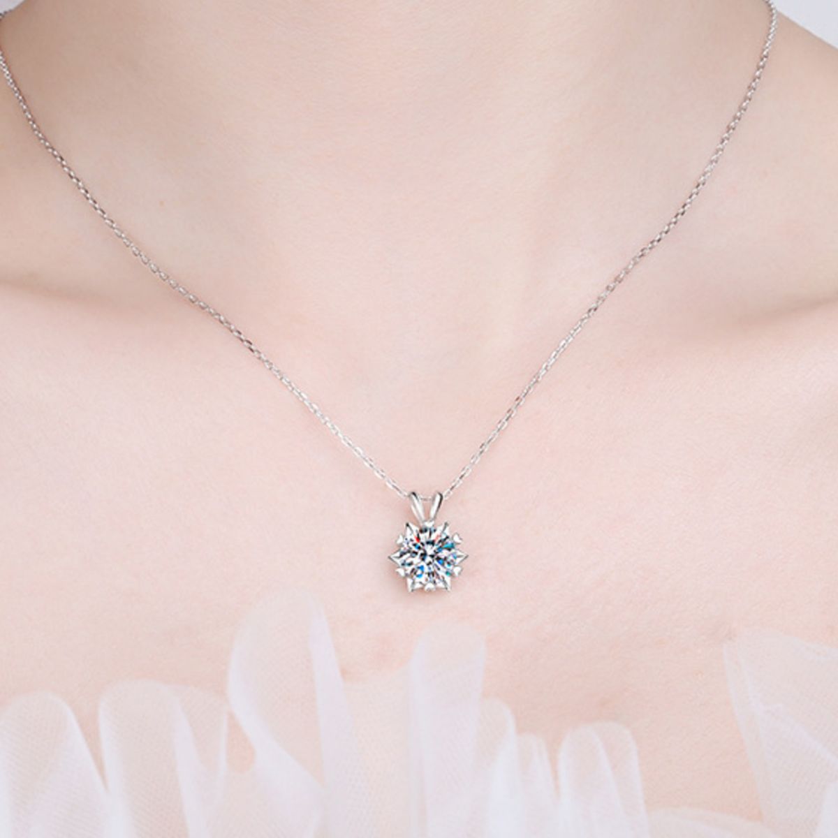 1 Carat 925 Sterling Silver Moissanite Pendant Necklace