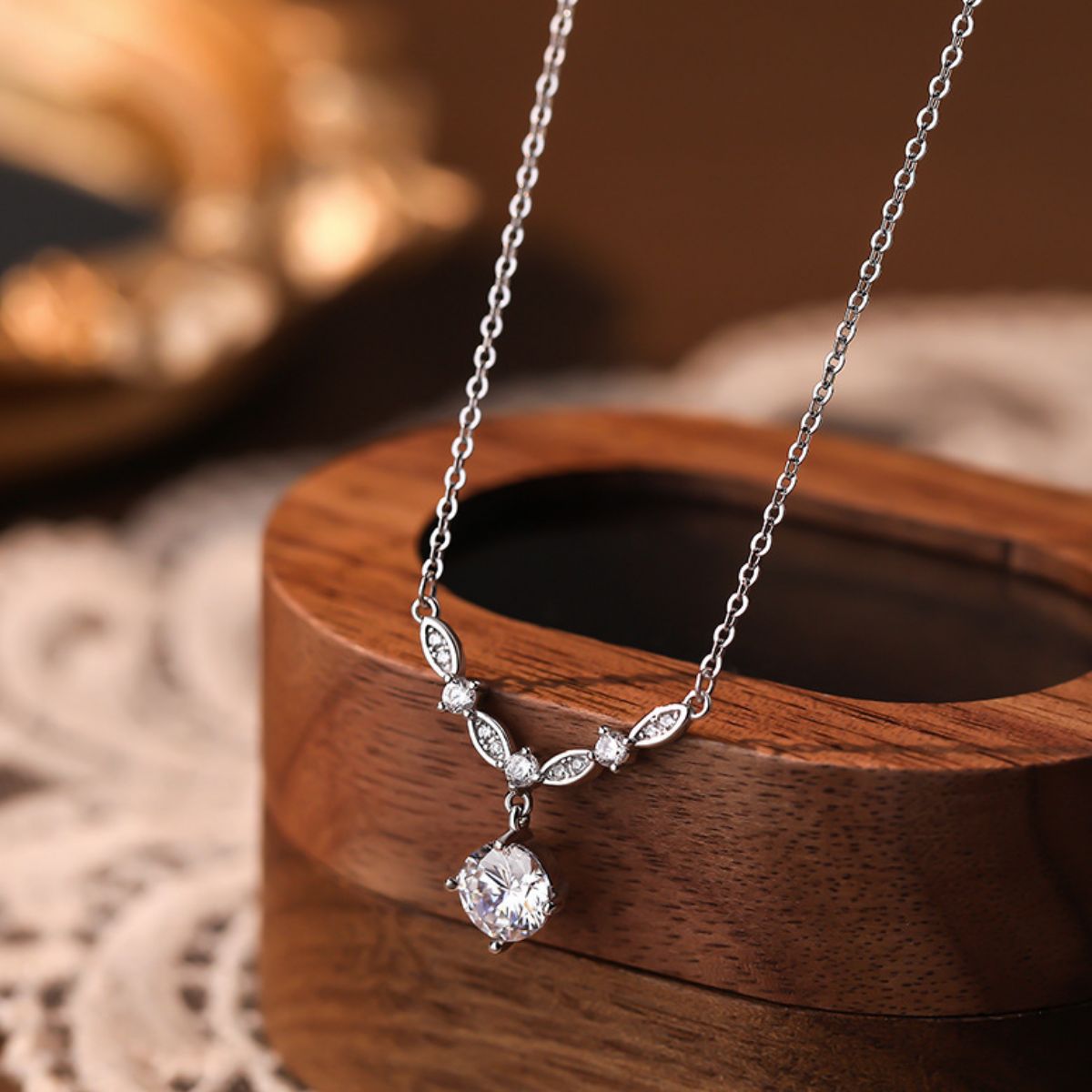925 Sterling Silver Zircon Pendant Necklace