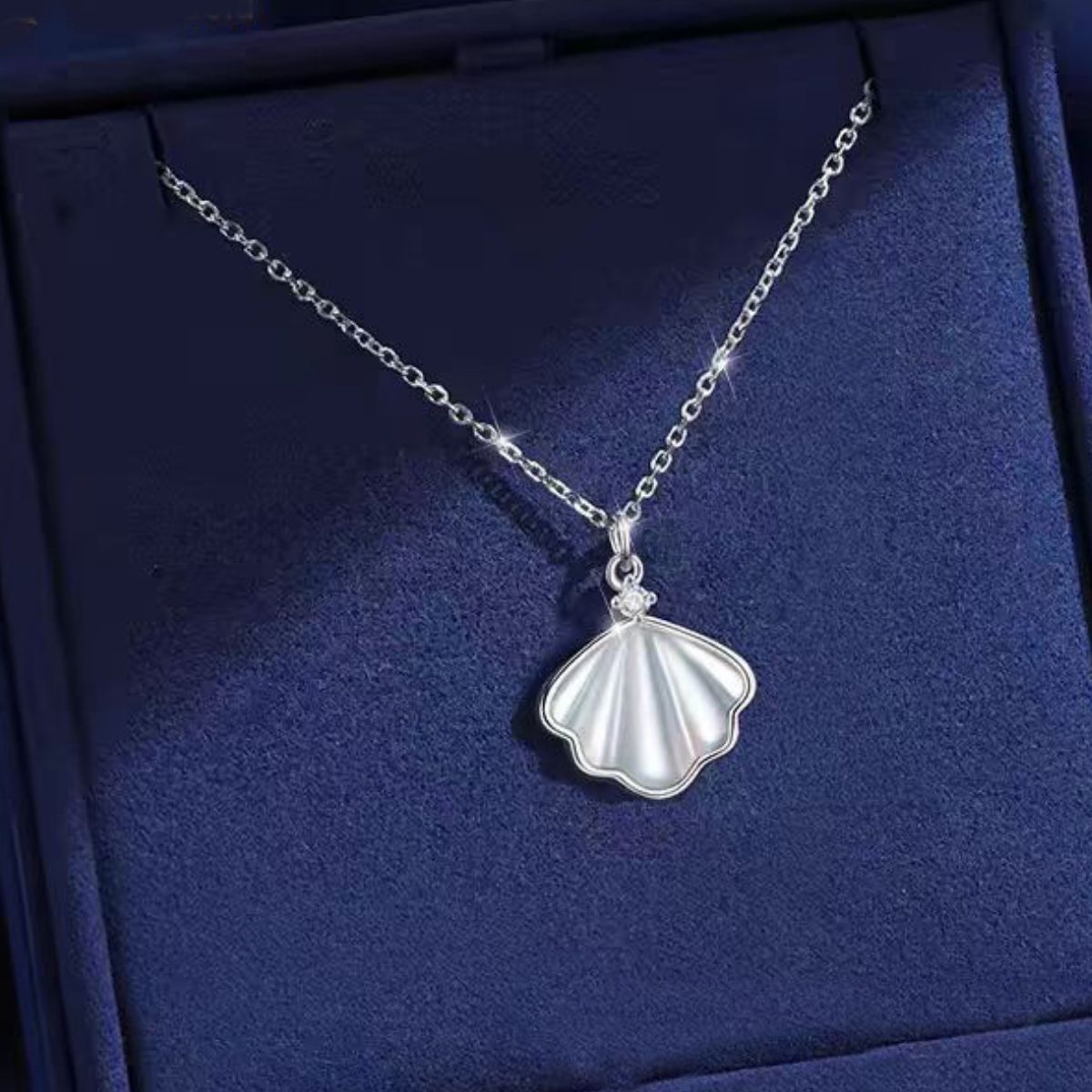 925 Sterling Silver Zircon Shell Necklace