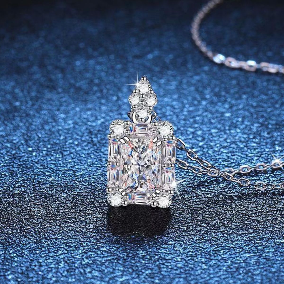 1 Carat 925 Sterling Silver Moissanite Pendant Necklace