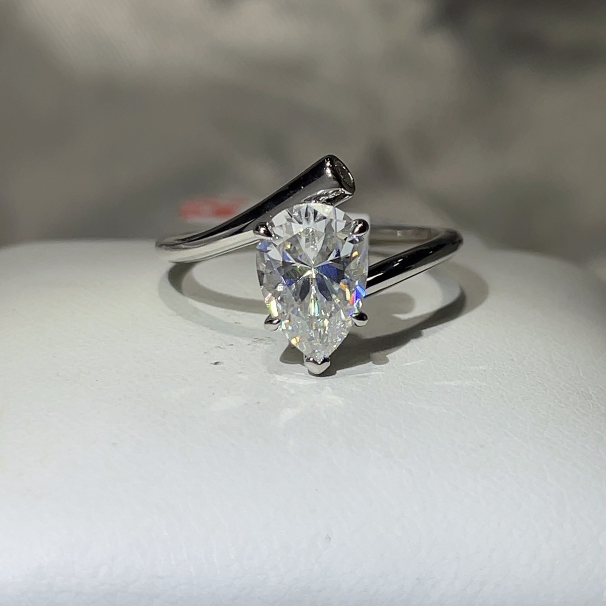 2 Carat 925 Sterling Silver Moissanite Ring