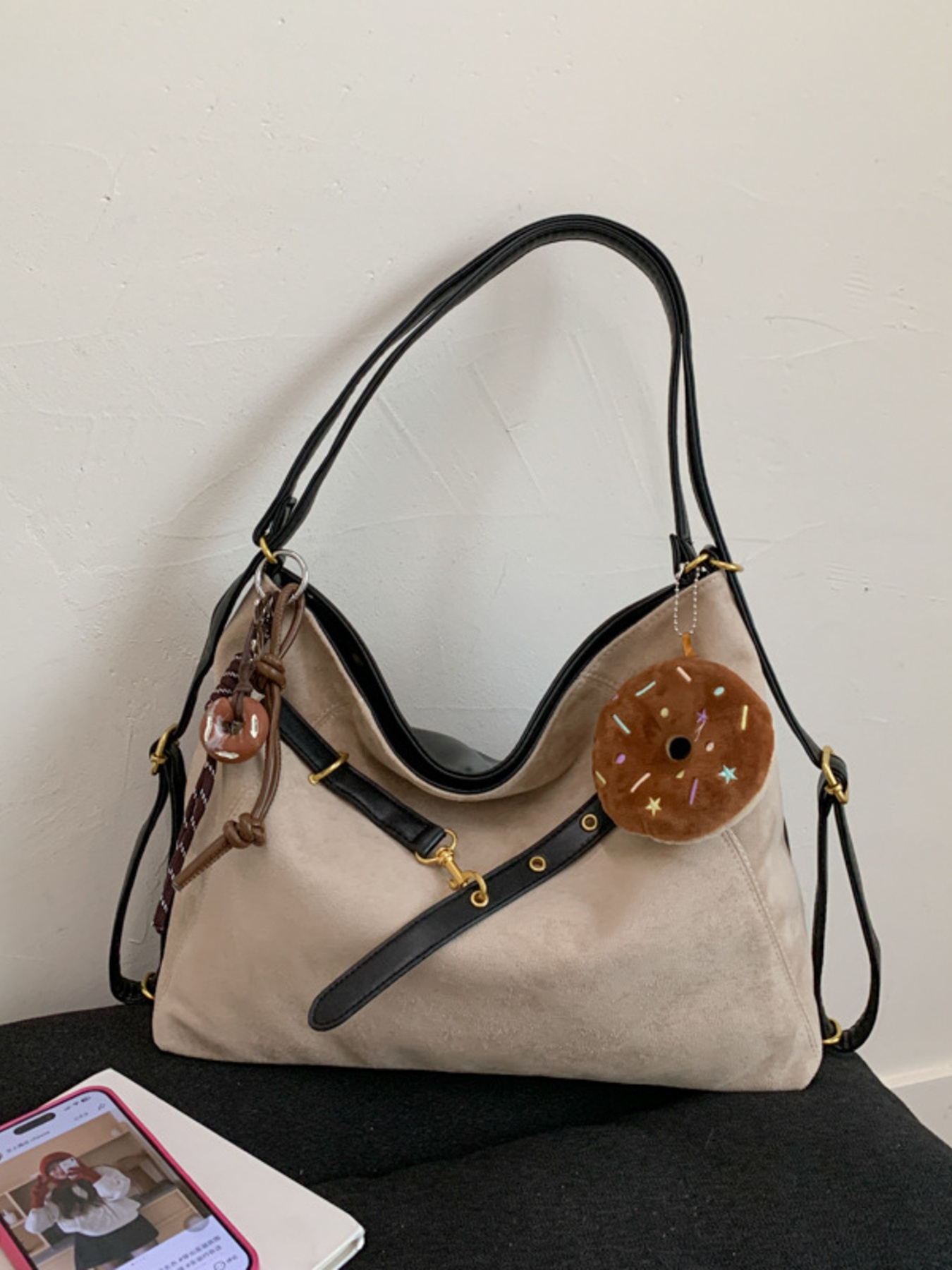 Adjustable Strap Handbag With Charm